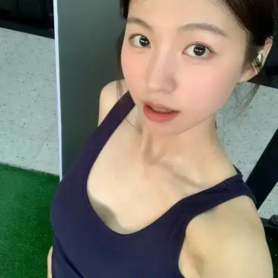 熊飞静